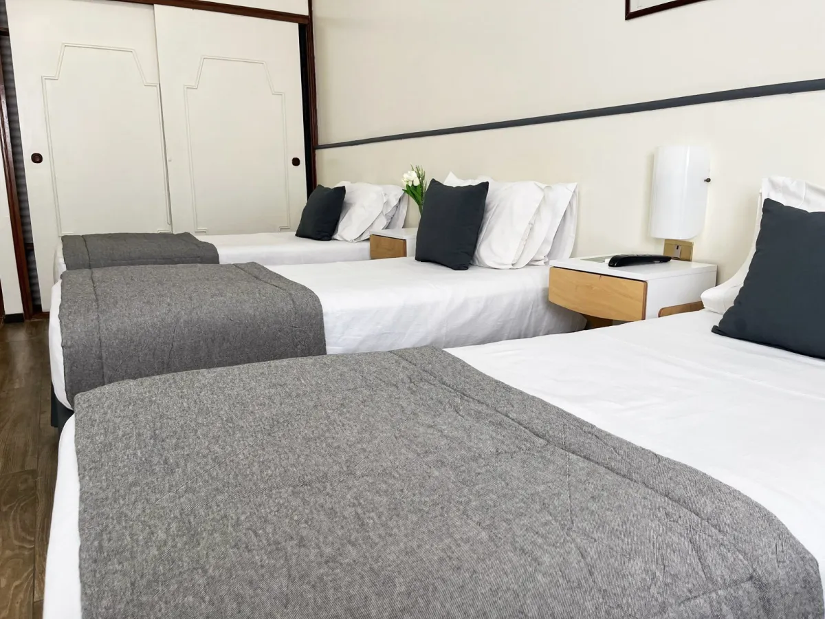 Habitación Triple - Hotel Alpino Palermo, Buenos Aires
